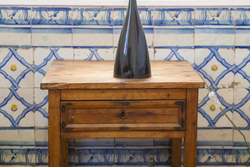 Joivy Classic 3br With Workspace In Chiado, 2mins From Baixa-chiado Subway Appartement *